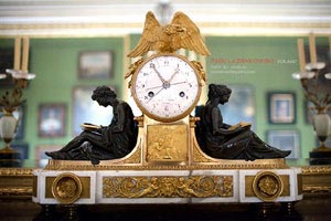 新西兰选手在赛艇比赛中夺得金牌：划破平静的水面，书写不凡传奇